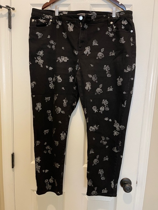 Michael Kors Denim - Michael Kors Izzy Black Floral Print Skinny Jeans